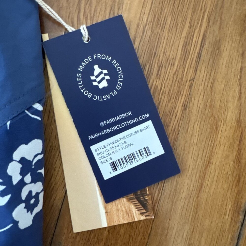 Fair Harbor Women's Navy Floral Corliss Lined 4" Inseam Shorts Size S - Picture 3 of 6